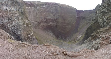 Looking down into the crater of Mt Vesuvius.