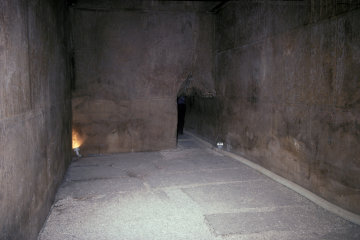 Hidden doorway in the Red Pyramid