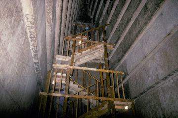 Staircase to the second hidden doorway.